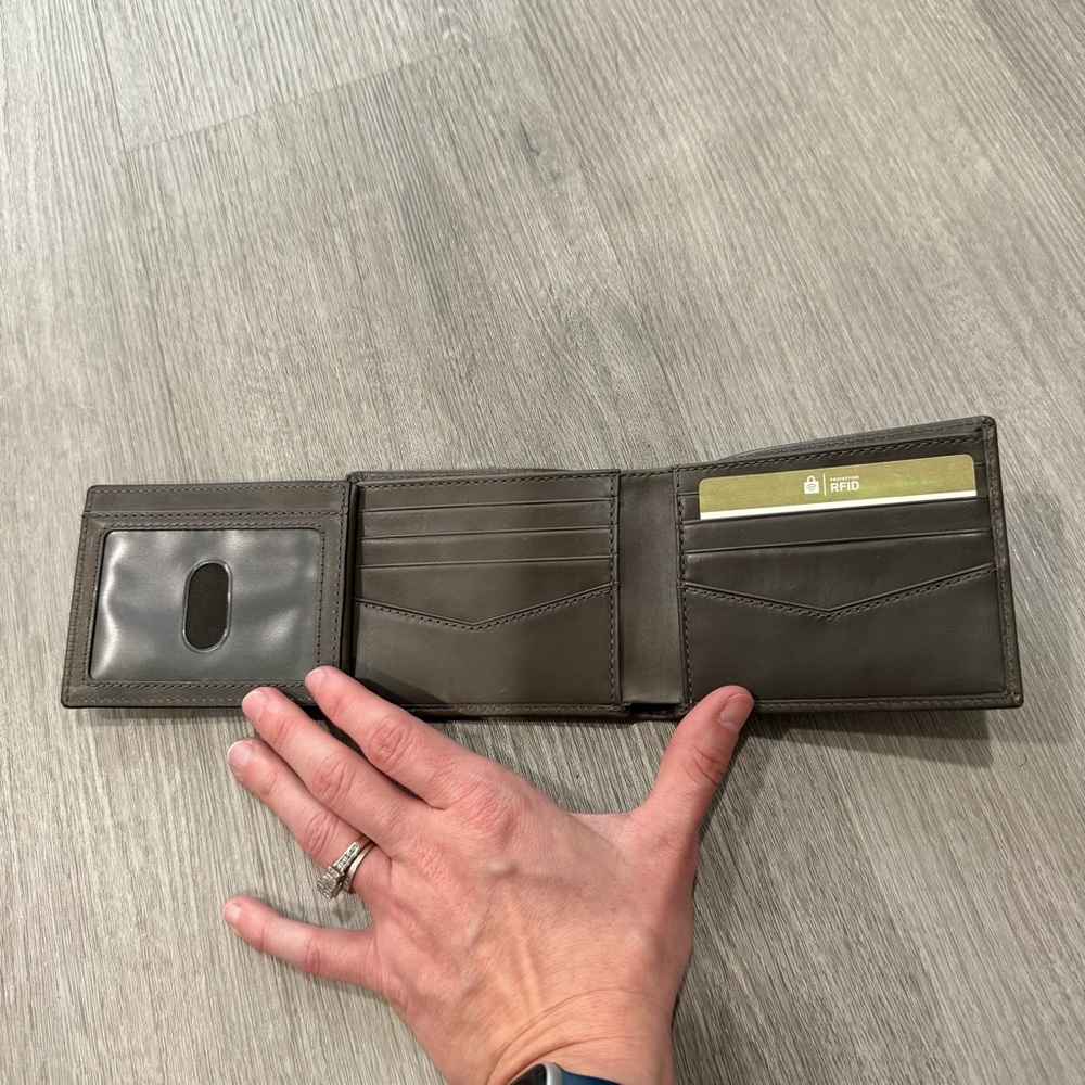 NWT Chic Brown/Gray Leather Wallet